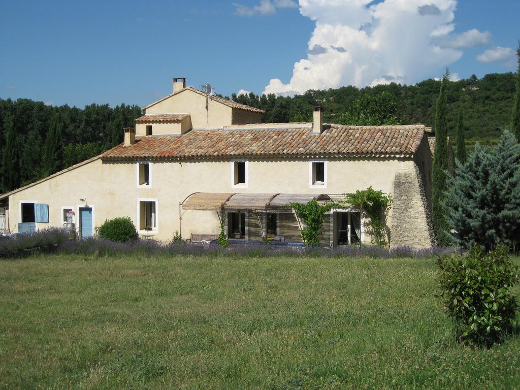 Chambres D'Hotes Aux Tournesols Malaucene Exterior photo